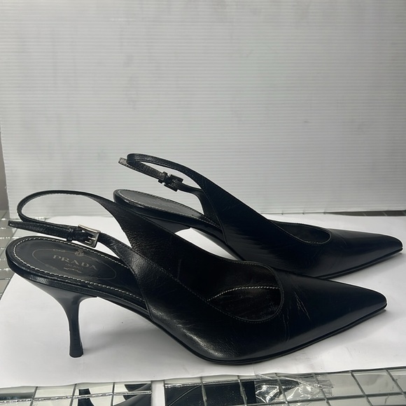 Prada Sz 38 Smooth Black Leather Slingback Slip On Classic Heels - Picture 2 of 11